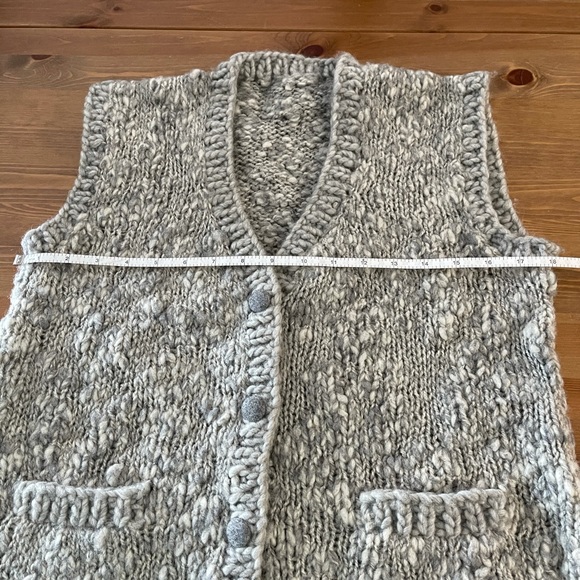 Vintage Handmade Wool Vest with Pockets - Picture 3 of 4